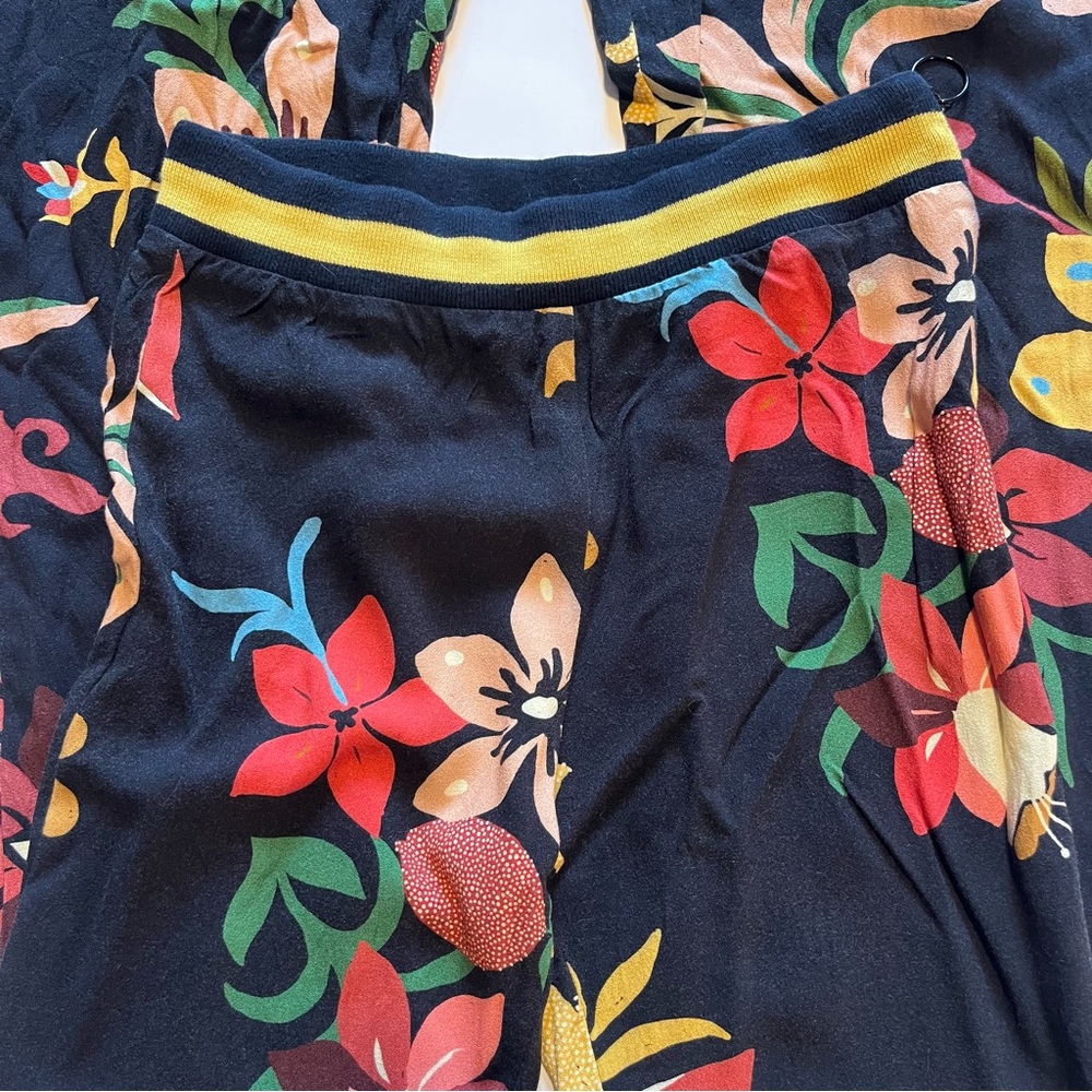 Farm Rio Calla Flared Pants Black Floral Size XS Anthropologie - Picture 3 of 14